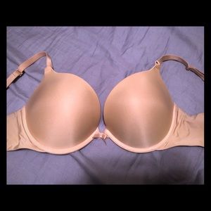 Victoria’s Secret Nude Bra